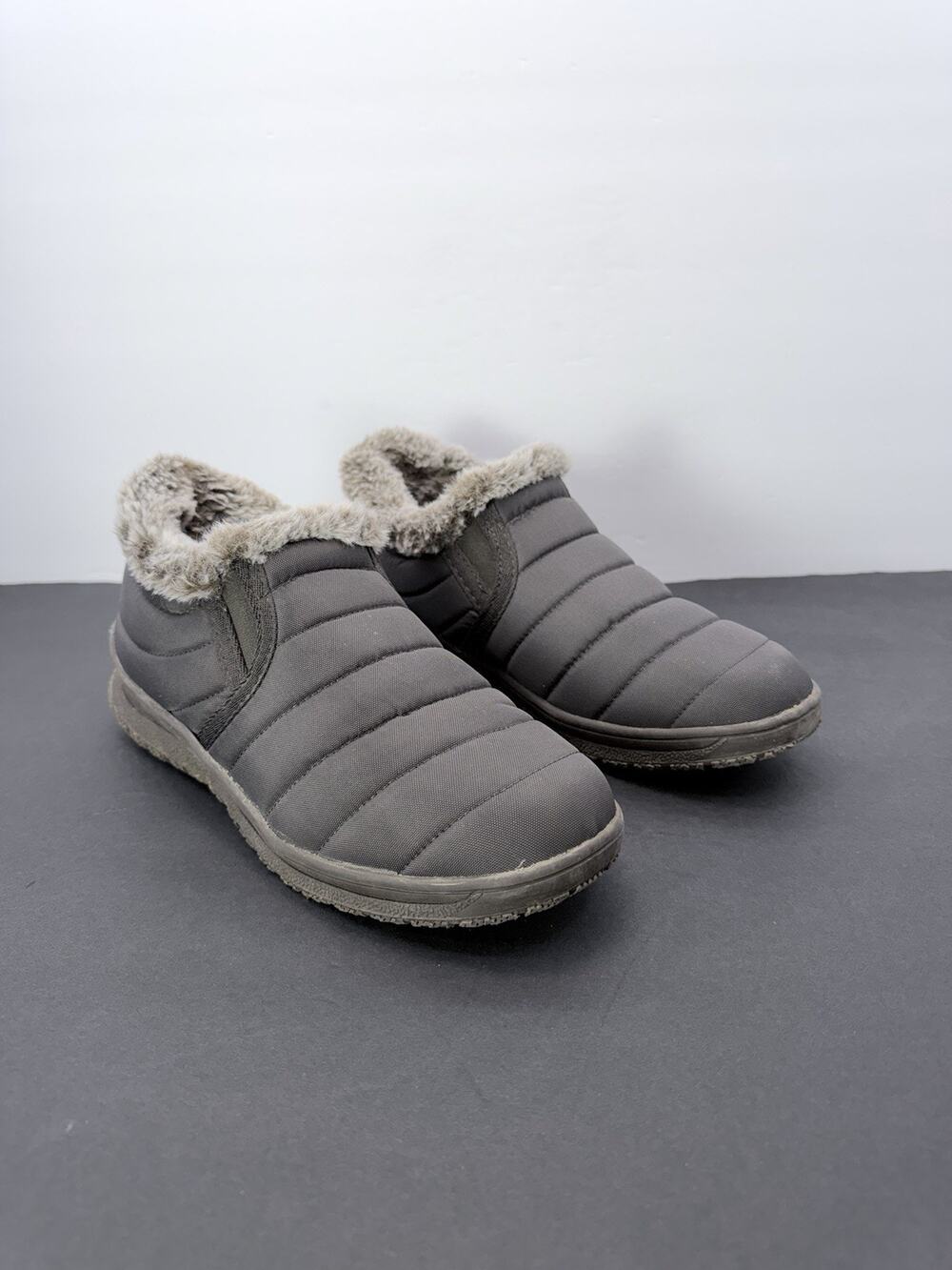 Minnetonka Everett Women's Mules Suede Faux Fur Warm Lined Slippers Size 8